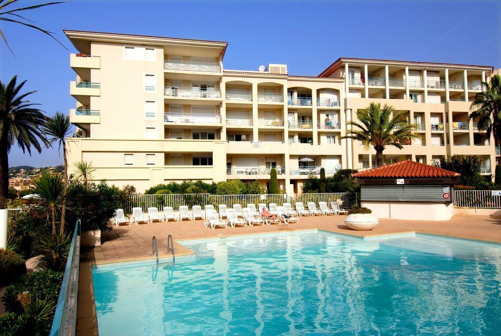 Residence Odalys Les Pins Bleus Juan-les-Pins Luaran gambar